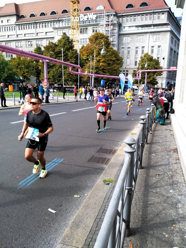 Laufen -rtr-weiz-RTR-weiz-22-WhatsApp-Image-2022-09-25-at-14.38.52-1-Berlin Marathon 2022