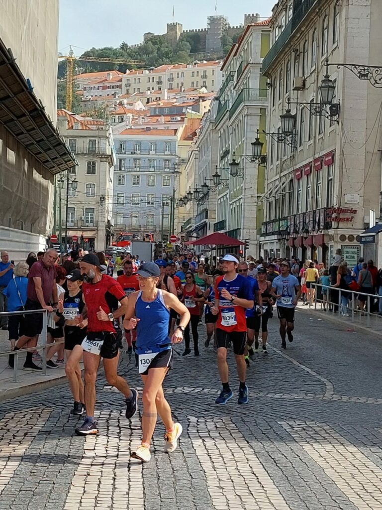 Laufen -rtr-weiz-WhatsApp-Image-2022-10-09-at-14.17.22-768x1024-Marathon Laufreise Lissabon (POR) 2022