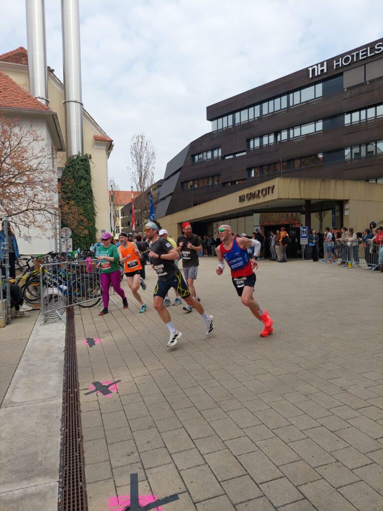 Laufen -rtr-weiz-WhatsApp-Image-2026-04-12-at-13.44.592-768x1024-Halbmarathon Graz mit StMS 26